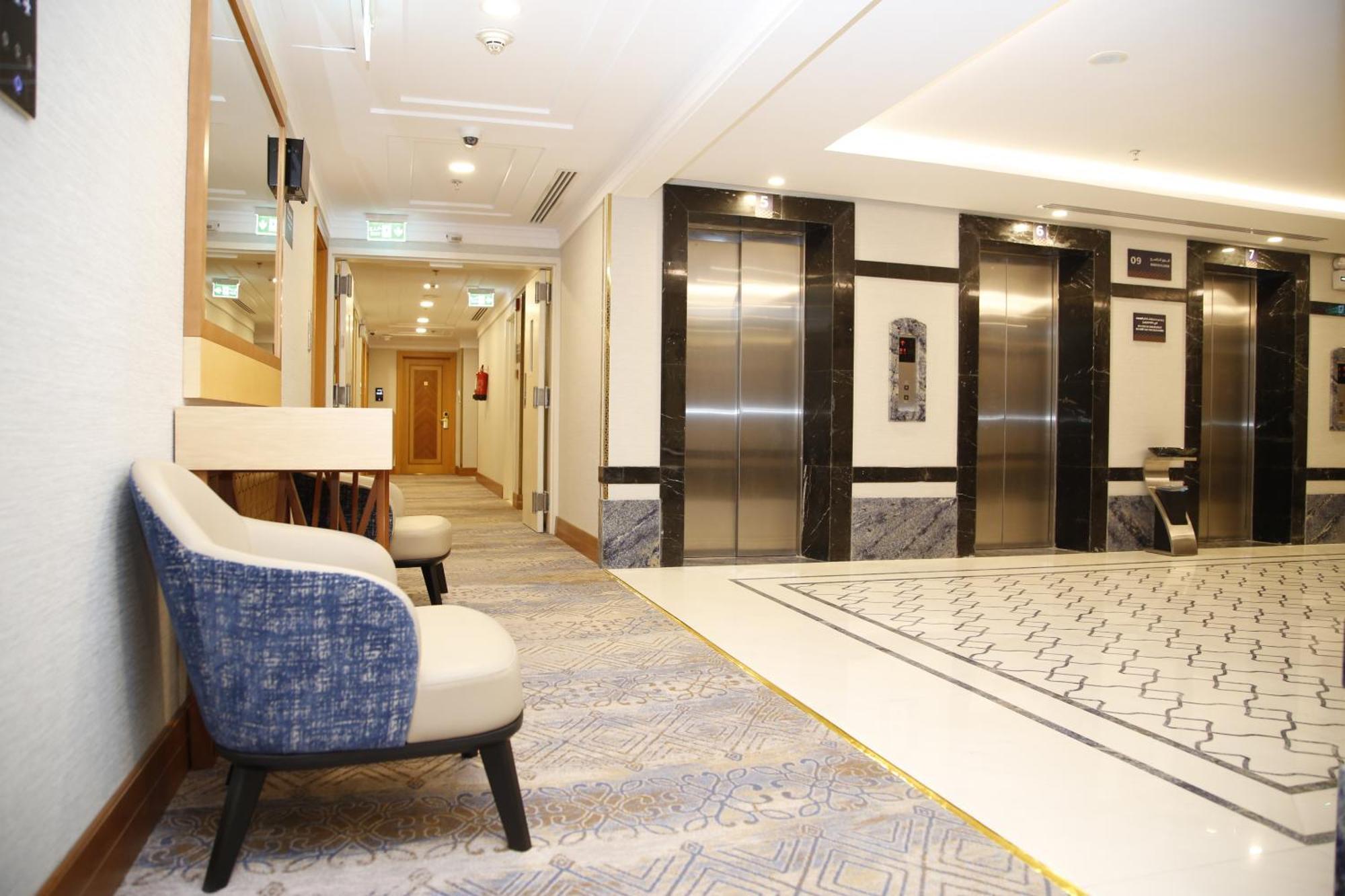 Maden Alrawda Hotel Medina ภายนอก รูปภาพ The elevators at the 10th floor